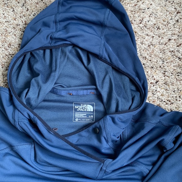 The North Face Mens long sleeve hooded shirt Size L - Picture 3 of 11